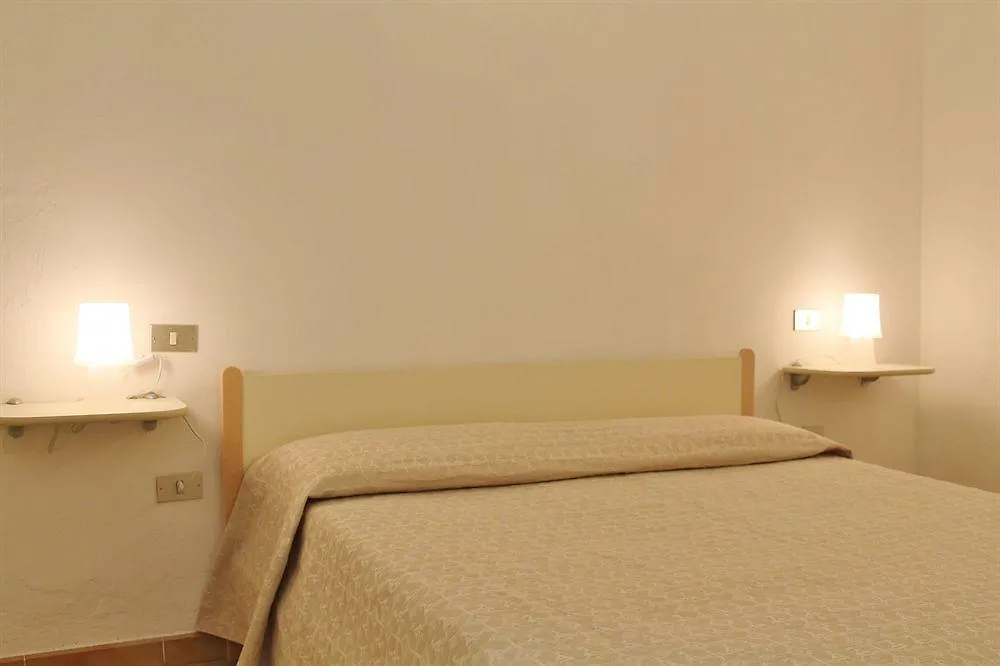 *** Apartahotel Residence Blue Corner Porto Pollo Palau Italia