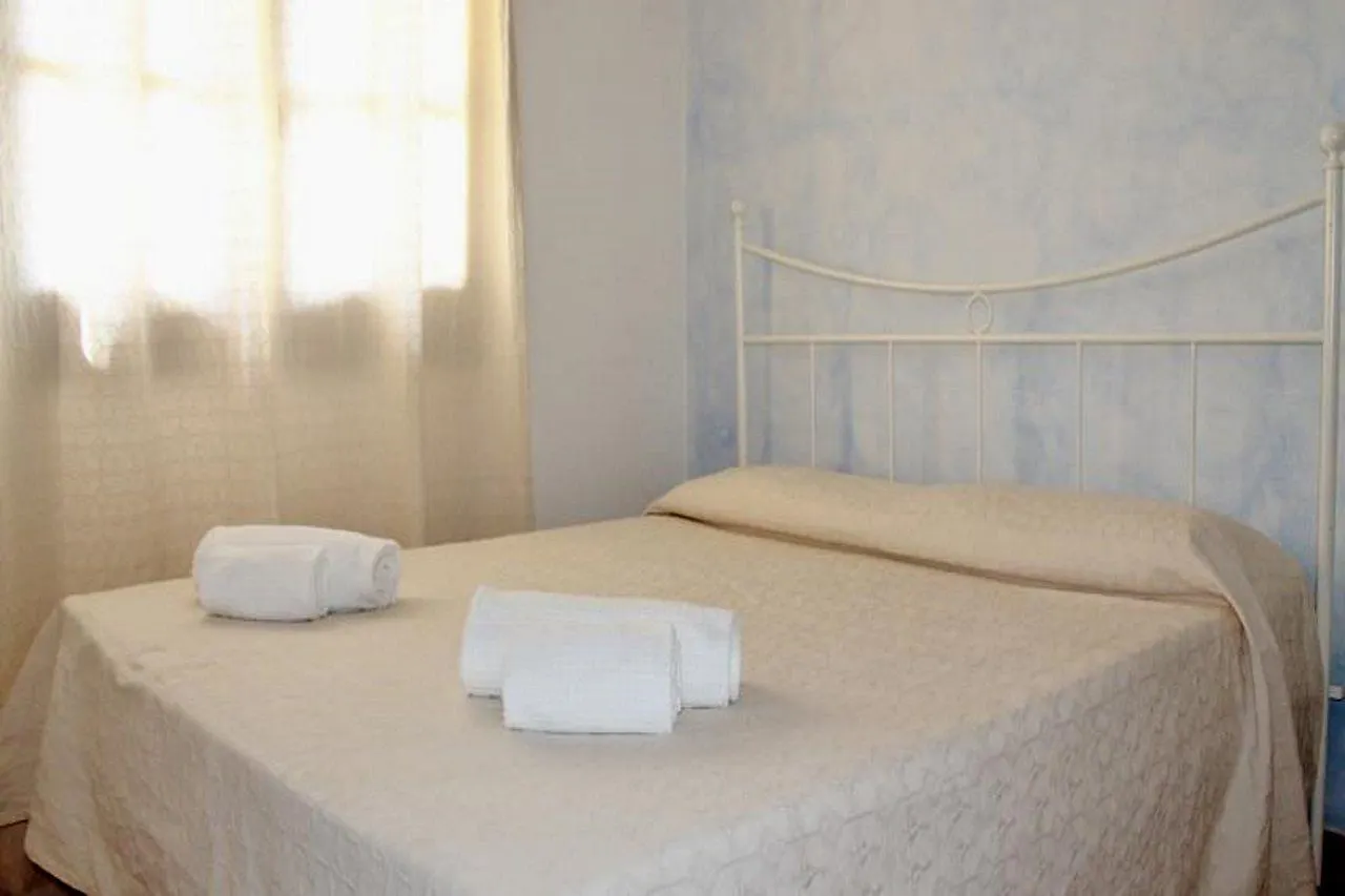 Residence Blue Corner Porto Pollo 팔라우