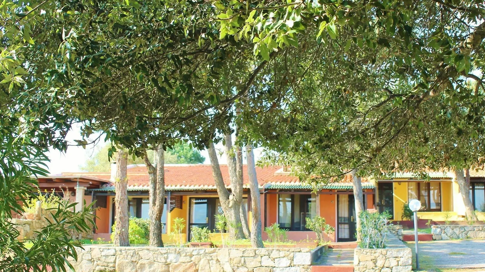 Residence Blue Corner Porto Pollo 팔라우 아파트호텔