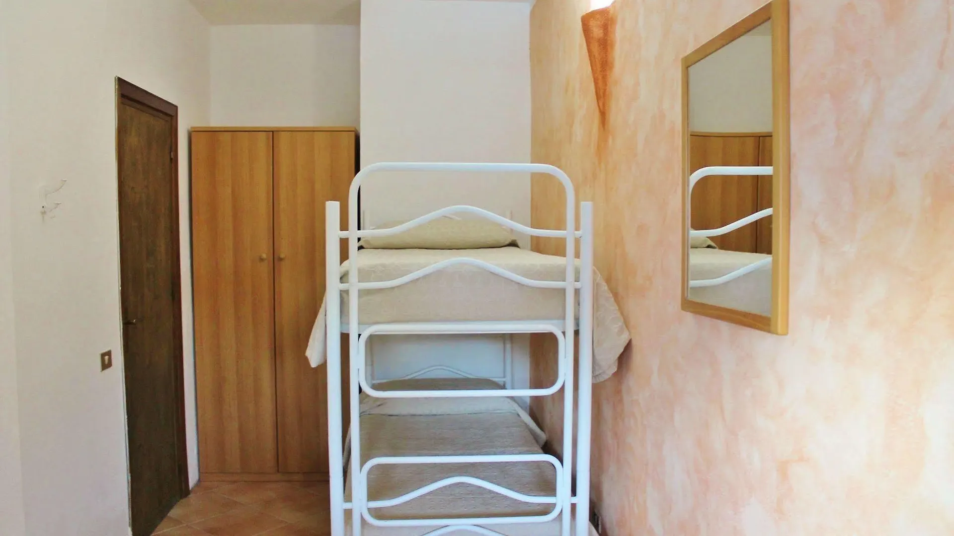 *** 아파트호텔 Residence Blue Corner Porto Pollo 팔라우 이탈리아